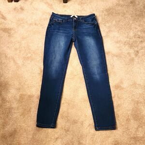 KanCan Women's Mid-Rise Skinny Leg Jeans Size 11/29 US 8